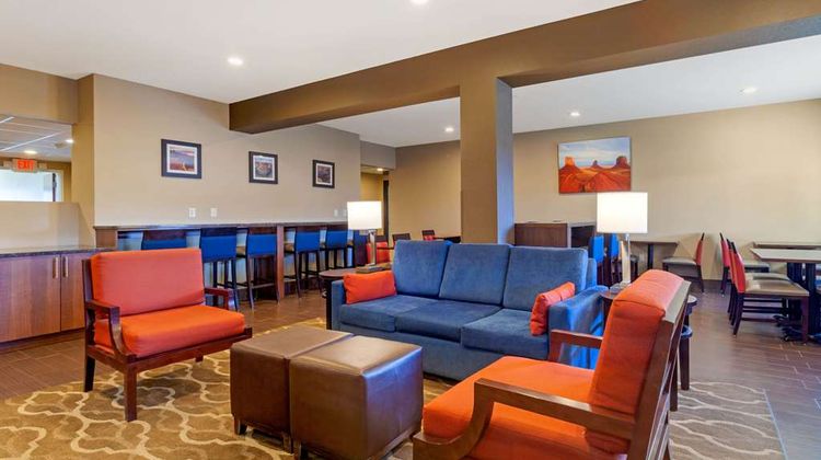 Comfort Inn & Suites Page at Lake Powell Lobby