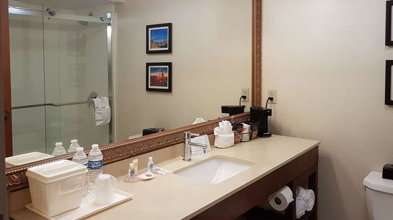 <b>Comfort Inn I-10 West at 51st Ave Room</b>. Images powered by <a href="https://iceportal.shijigroup.com/" title="IcePortal" target="_blank">IcePortal</a>.