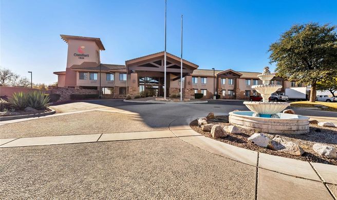 Comfort Inn Benson Exterior