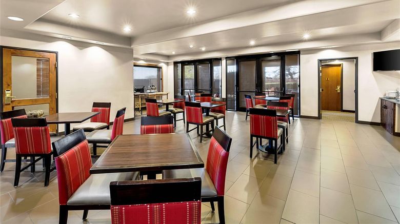 <b>Comfort Inn Benson Restaurant</b>. Images powered by <a href="https://iceportal.shijigroup.com/" title="IcePortal" target="_blank">IcePortal</a>.
