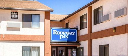 Rodeway Inn Exterior