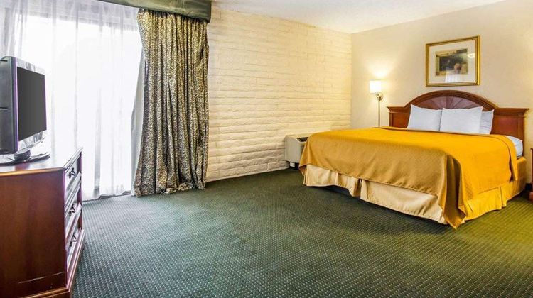 Quality Inn Room