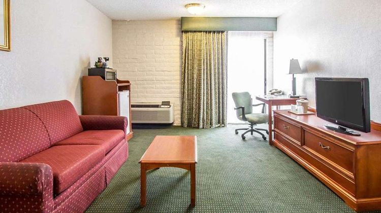 Quality Inn Room