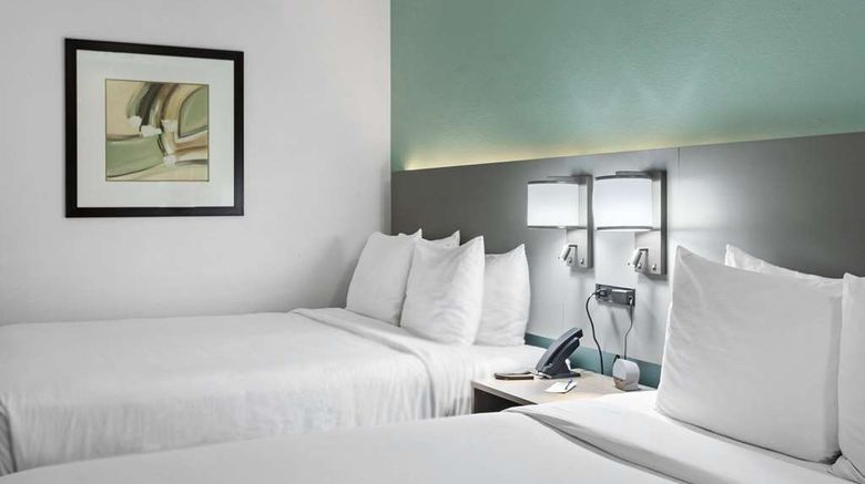<b>Comfort Inn Chandler - Phoenix South Room</b>. Images powered by <a href="https://iceportal.shijigroup.com/" title="IcePortal" target="_blank">IcePortal</a>.