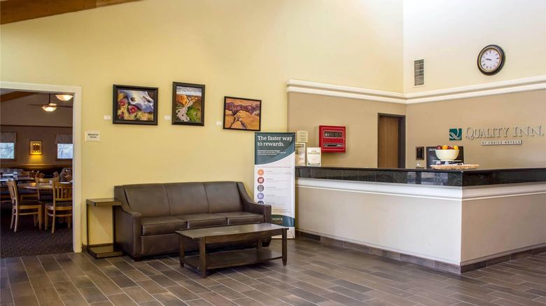 <b>Quality Inn Wickenburg Lobby</b>. Images powered by <a href="https://iceportal.shijigroup.com/" title="IcePortal" target="_blank">IcePortal</a>.