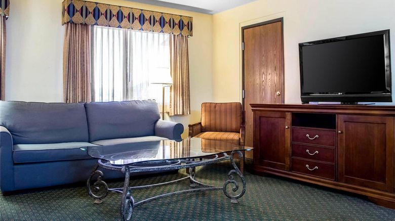 <b>Quality Inn Wickenburg Suite</b>. Images powered by <a href="https://iceportal.shijigroup.com/" title="IcePortal" target="_blank">IcePortal</a>.