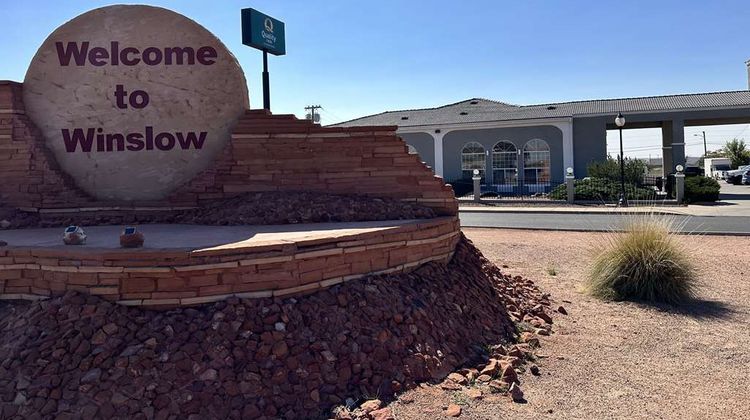 Quality Inn Winslow I-40 Exterior