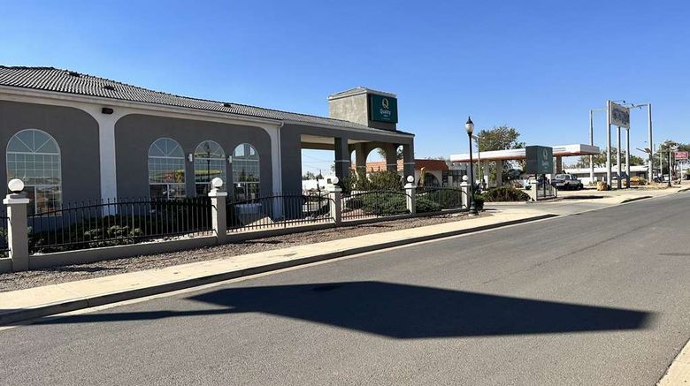 <b>Quality Inn Winslow I-40 Exterior</b>. Images powered by <a href="https://iceportal.shijigroup.com/" title="IcePortal" target="_blank">IcePortal</a>.