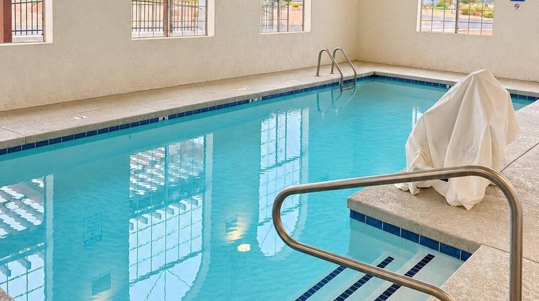 <b>Quality Inn Winslow I-40 Pool</b>. Images powered by <a href="https://iceportal.shijigroup.com/" title="IcePortal" target="_blank">IcePortal</a>.