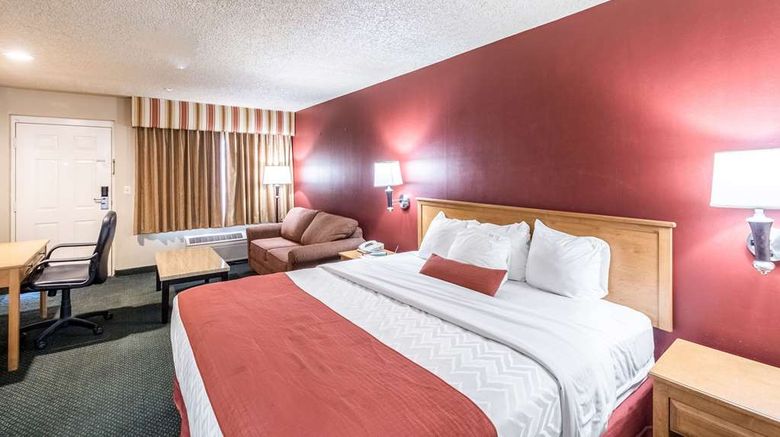 <b>Quality Inn Casa Grande Room</b>. Images powered by <a href="https://iceportal.shijigroup.com/" title="IcePortal" target="_blank">IcePortal</a>.