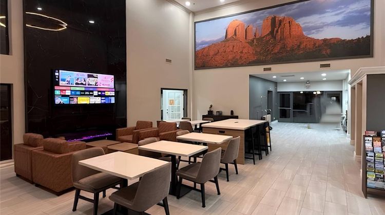 Quality Inn Casa Grande Lobby