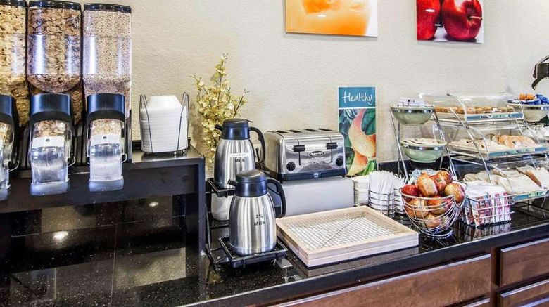 <b>Quality Inn Holbrook-Petrified Forest Restaurant</b>. Images powered by <a href="https://iceportal.shijigroup.com/" title="IcePortal" target="_blank">IcePortal</a>.