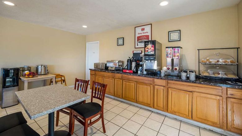 <b>Econo Lodge I-40 Exit 286-Holbrook Restaurant</b>. Images powered by <a href="https://iceportal.shijigroup.com/" title="IcePortal" target="_blank">IcePortal</a>.