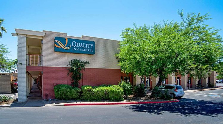 Quality Inn and Suites Phoenix NW - Sun City Exterior