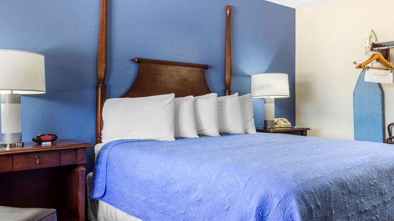 <b>Rodeway Inn Sierra Vista Room</b>. Images powered by <a href="https://iceportal.shijigroup.com/" title="IcePortal" target="_blank">IcePortal</a>.