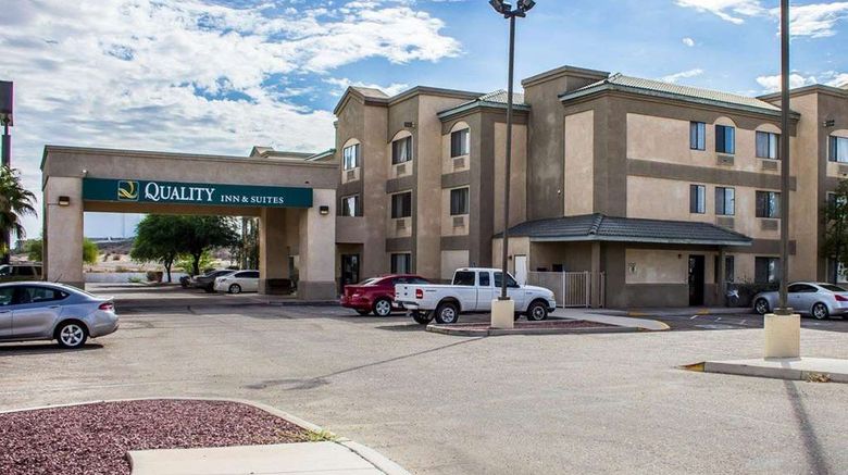 <b>Quality Inn & Suites Yuma Exterior</b>. Images powered by <a href="https://iceportal.shijigroup.com/" title="IcePortal" target="_blank">IcePortal</a>.
