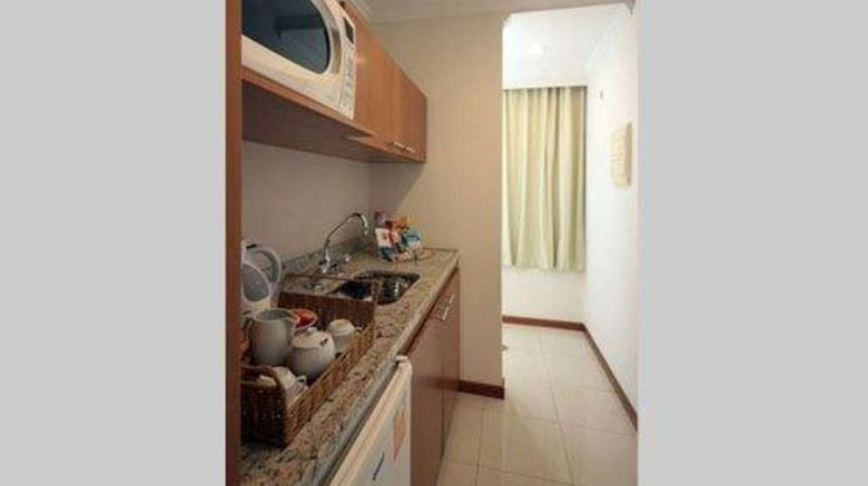 <b>Quality Suites Vila Olimpia Suite</b>. Images powered by <a href="https://iceportal.shijigroup.com/" title="IcePortal" target="_blank">IcePortal</a>.