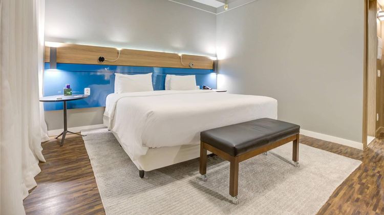 Quality Hotel Faria Lima Suite