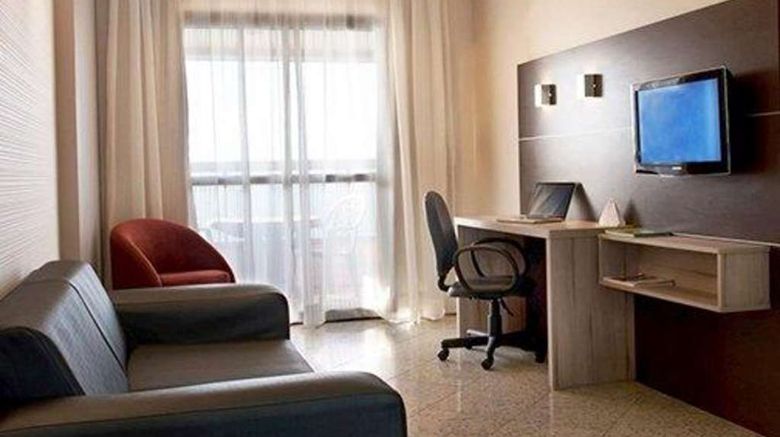 <b>Quality Suites Vila Velha Suite</b>. Images powered by <a href="https://iceportal.shijigroup.com/" title="IcePortal" target="_blank">IcePortal</a>.