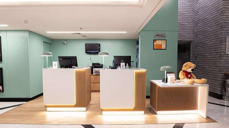 <b>Comfort Hotel Ibirapuera Lobby</b>. Images powered by <a href="https://iceportal.shijigroup.com/" title="IcePortal" target="_blank">IcePortal</a>.