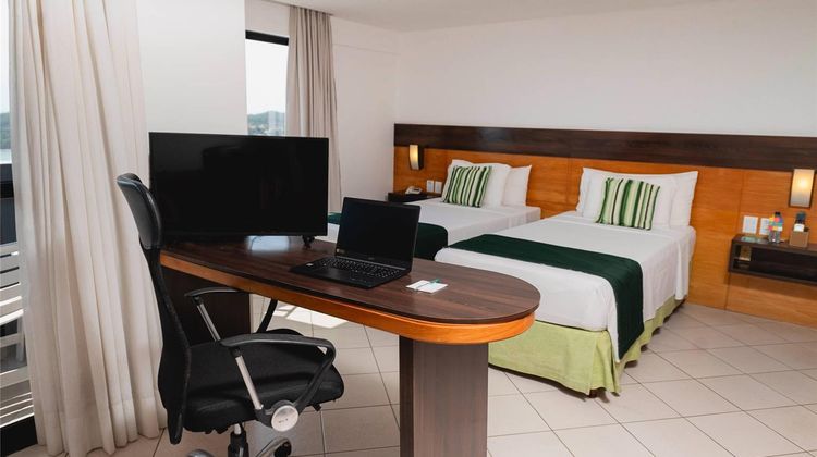 Quality Hotel & Suites Natal Room