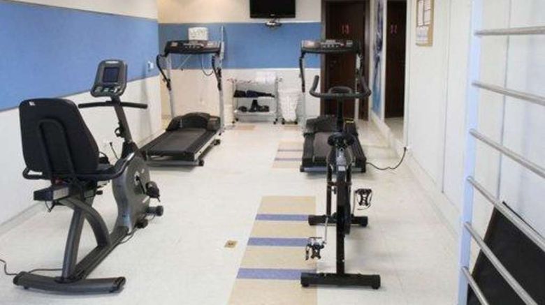 <b>Comfort Suites Londrina Health</b>. Images powered by <a href="https://iceportal.shijigroup.com/" title="IcePortal" target="_blank">IcePortal</a>.