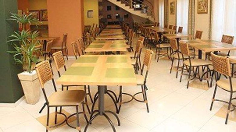 <b>Comfort Inn Joinville Restaurant</b>. Images powered by <a href="https://iceportal.shijigroup.com/" title="IcePortal" target="_blank">IcePortal</a>.