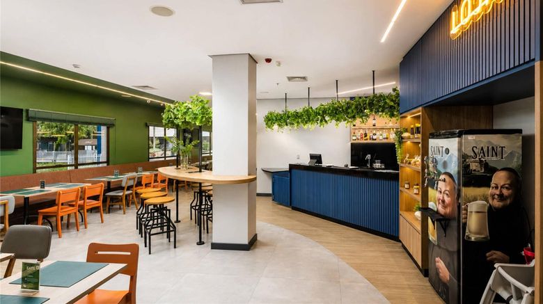 <b>Comfort Inn Joinville Restaurant</b>. Images powered by <a href="https://iceportal.shijigroup.com/" title="IcePortal" target="_blank">IcePortal</a>.