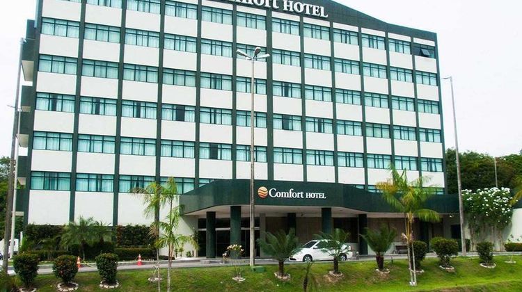 Comfort Hotel Manaus Exterior