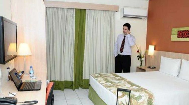 Sleep Inn Manaus Room