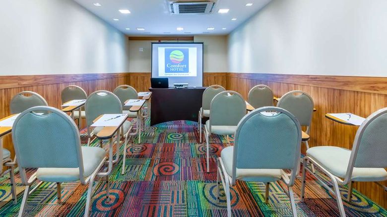 <b>Comfort Hotel Campos dos Goytacazes Meeting</b>. Images powered by <a href="https://iceportal.shijigroup.com/" title="IcePortal" target="_blank">IcePortal</a>.