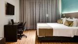 Comfort Suites Vitoria Room