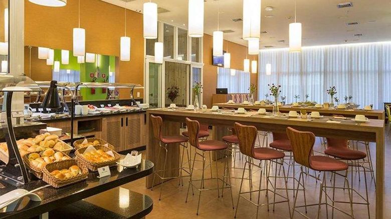 <b>Comfort Hotel Santos, Sao Paulo Restaurant</b>. Images powered by <a href="https://iceportal.shijigroup.com/" title="IcePortal" target="_blank">IcePortal</a>.