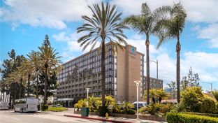 Clarion Hotel Anaheim Resort