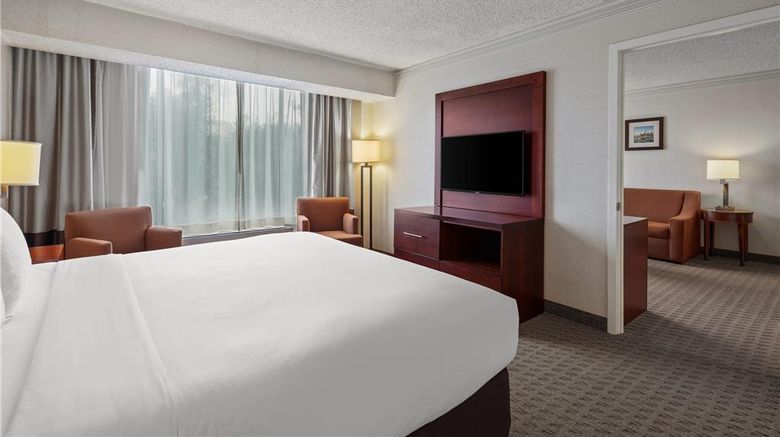 <b>Comfort Inn By The Bay Suite</b>. Images powered by <a href="https://iceportal.shijigroup.com/" title="IcePortal" target="_blank">IcePortal</a>.