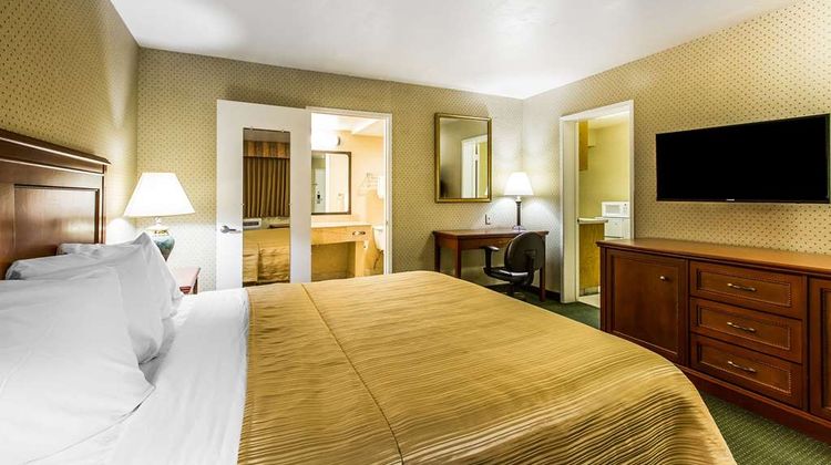 Quality Inn Ridgecrest Room