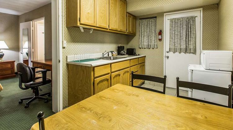Quality Inn Ridgecrest Room