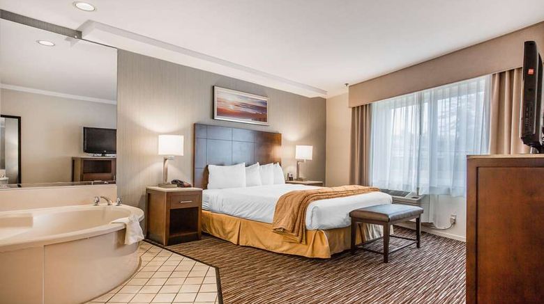 <b>Quality Inn & Suites Hermosa Beach Suite</b>. Images powered by <a href="https://iceportal.shijigroup.com/" title="IcePortal" target="_blank">IcePortal</a>.