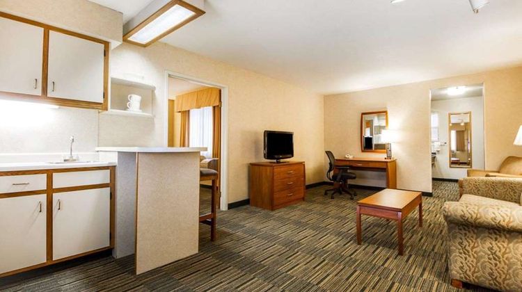 Quality Inn Petaluma-Sonoma Suite