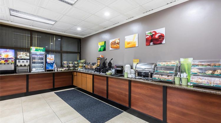 Quality Inn & Suites LAX Airport Restaurant