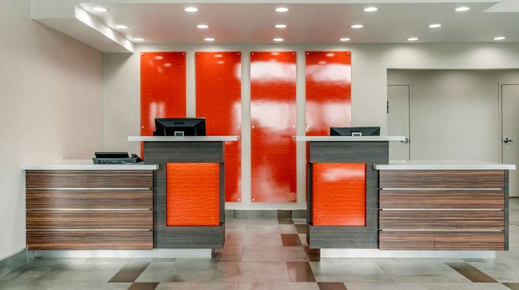 Quality Inn & Suites Lobby