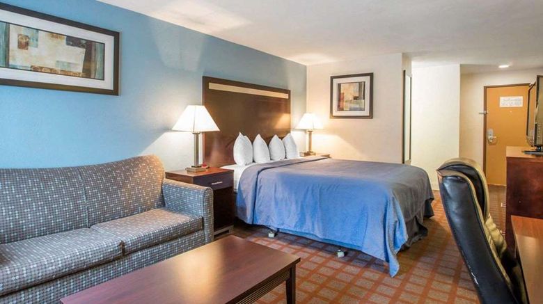 <b>Quality Inn near Mammoth Mountain Room</b>. Images powered by <a href="https://iceportal.shijigroup.com/" title="IcePortal" target="_blank">IcePortal</a>.