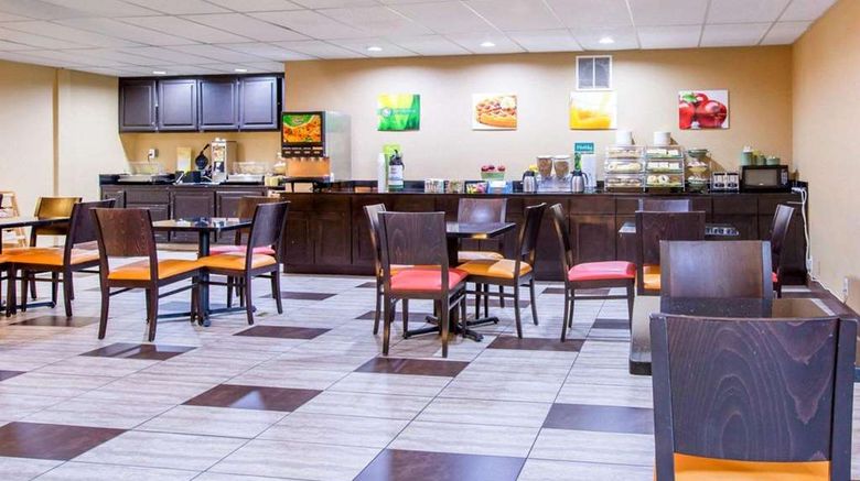 <b>Quality Inn near Mammoth Mountain Restaurant</b>. Images powered by <a href="https://iceportal.shijigroup.com/" title="IcePortal" target="_blank">IcePortal</a>.