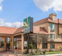 Quality Inn & Suites Bell Gardens Exterior