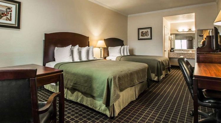 Quality Inn Temecula Wine Country Room