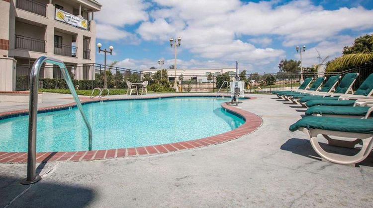 Quality Inn Temecula Wine Country Pool
