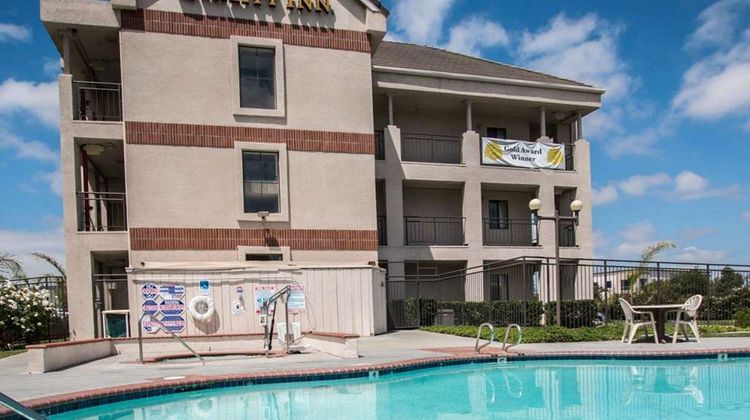 Quality Inn Temecula Wine Country Pool