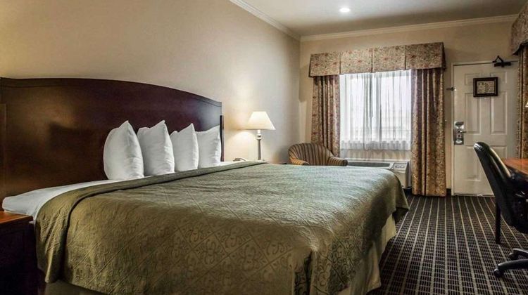 Quality Inn Temecula Wine Country Room