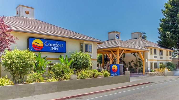 Comfort Inn Exterior