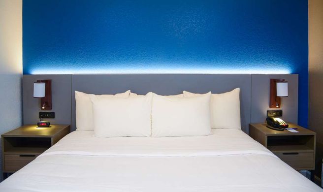 Comfort Inn Moreno Valley Room